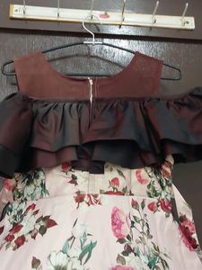 Beautiful Gown For Girls And Tenagers