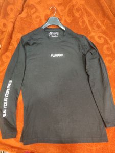 FUARARK Black Long Sleeve Tee