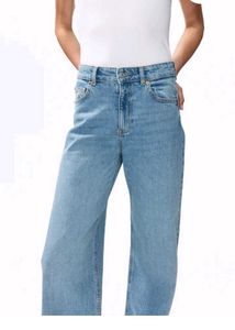 Light Wash Wide Leg Jeans