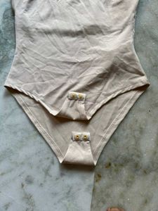 TRENDYOL Chic Sleeveless Bodysuit