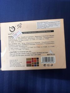 15-in-1 Baked Highlighter &amp; Eyeshadow Palette