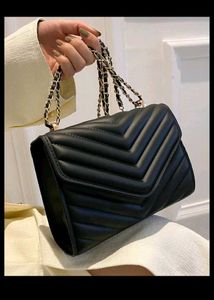 Chic Quilted Shoulder Bag