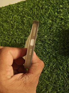 iPhone 13 Pro Case free lighting cable