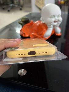 iPhone XR Flexable Yellow  Silicone Case/cover