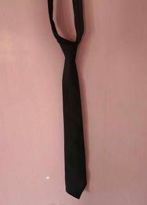 Black Matte Tie