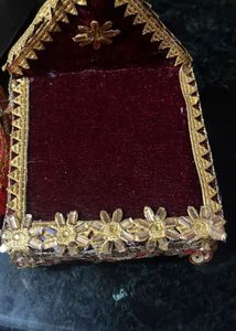 New Laddu Gopal Singhaan