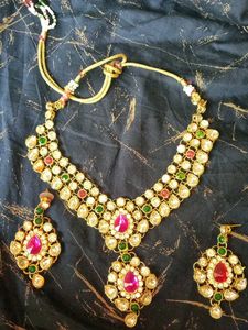 Stunning Kundan &amp; Blue Stone Jewellery Set