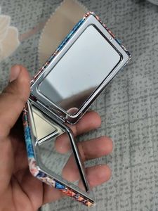 keychain with mirror 🪞