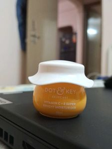 Dot &amp; Key Moisturizer