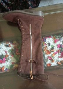 long boots 🥾