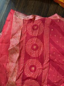 Vibrant pink Saree with Gold Print