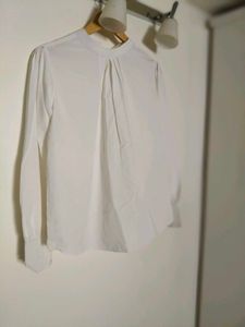 Chic White Pleated Long Sleeve Top