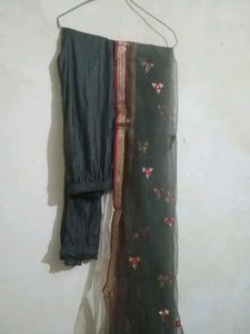 Gown Lagging With Duptta For Women It's New