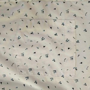 Men's White Printed half Sleeve Shirt