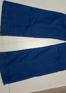 women's flared high rise blue Jean's