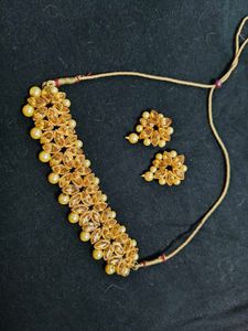Beautiful Golden Pearl Partywear Necklace ❤️