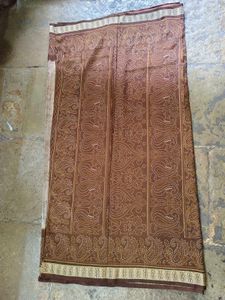 Silk Beige &amp; Brown Paisley Saree