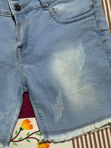 Women’s Light Blue Denim Shorts | Size 32