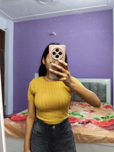 musterd crop top