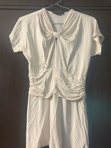 BCBG Chic Cream Ruched V-Neck Top