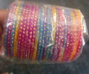 pack of 3 items (hairclaw, hairclip&amp; bangles)