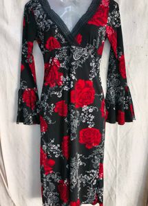 6329. Black Floral Print Bell Sleeve Dress