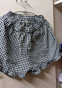 Cute Black & White Gingham Shorts