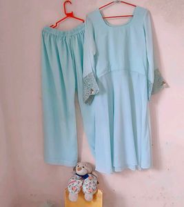 Very Beautiful Pakistani Georgette Suit