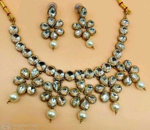 Elegant Jewelry Set