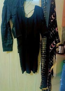 Elegant Black Salwar Kameez Suit