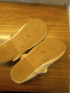 Cute Gold Bow Baby Shoes - 32 size