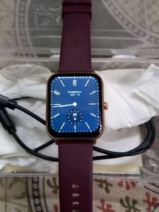 SMART WATCH  FIRE BOLTT ROSE AND MAROON