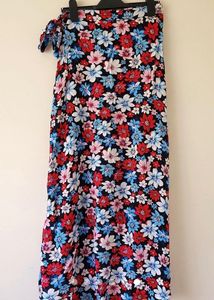 H&M Divided floral wrap around skirt