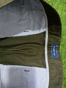 Men's Dark Green numero uno pant