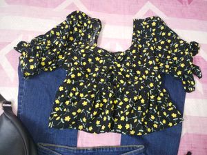 Cute Floral Off-Shoulder Top