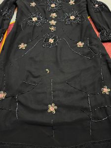 black kurta with duppata