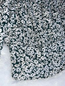 Floral Off-shoulder Top