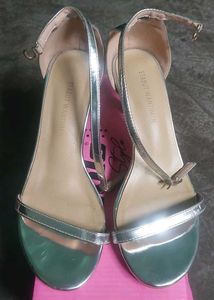 Shiny Silver stabut wantimen heels