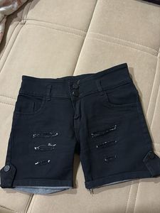 Trendy Ripped Black Denim Shorts