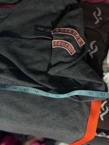 Men's Graphic Patch Crewneck Sweatshirt