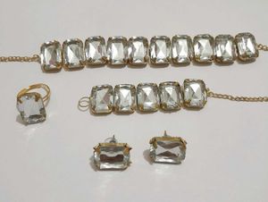 jewellery set