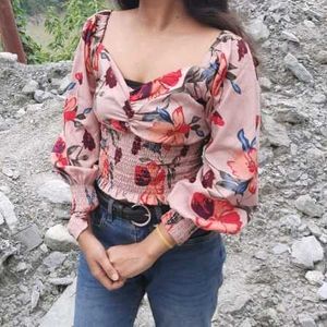 Floral Print Long Sleeve Top