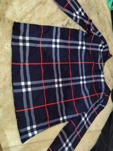 Stylish Checked Long Sleeve Top
