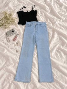 Light Wash Wide Leg Jeans