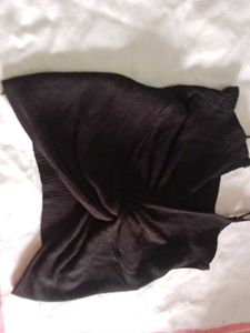 Chic Black Sleeveless Top fixed price