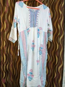 Nayra Cut Kurti