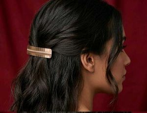 Elegant Gold Hair Clip