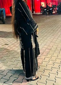 Pakistani Readymade Designer Suit🖤
