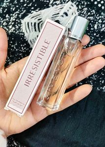 Irresistible Nude Velvet Perfume