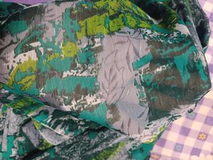 Stunning Abstract Print Saree